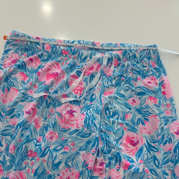 Lilly Pulitzer Knit PJ bottoms - Picture 5 of 7